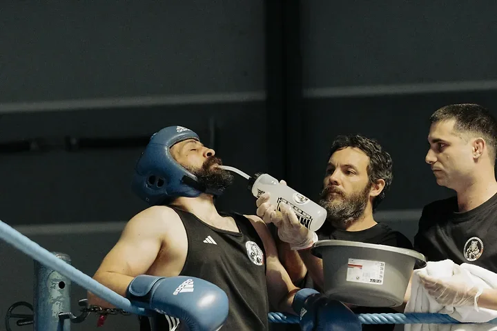 Gala de boxe &agrave; Auch - Cat&eacute;gorie interm&eacute;diaire - Photo n°1